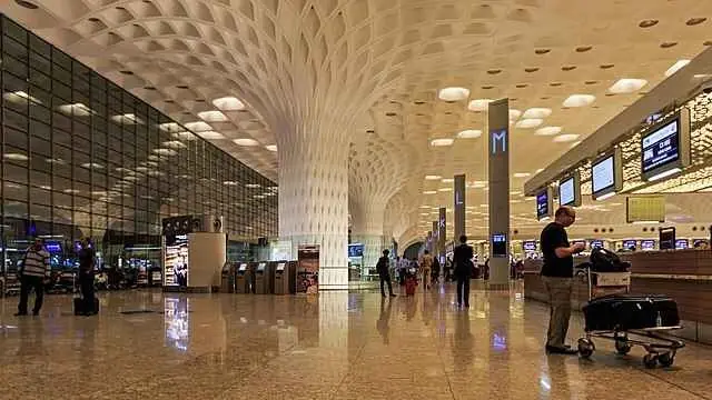 Concourse inside Mumbai airport, from the terminal guide